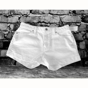 Gap 1969 slim cutoff midrise stretch white shorts NWT